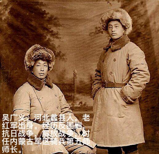 1950年，我军包围了300多名土匪，指挥员下令开火为战友报仇，谁知，师长赶