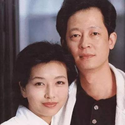 2008年上海女富豪陈坚红表白王志文：“我有五亿身家，年收入5亿，你娶了我连人带