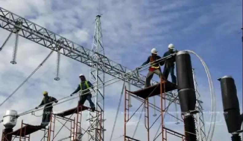 同样挨着中国，为何越南灯火通明，朝鲜依旧漆黑？电力先卡在物理层。2010年