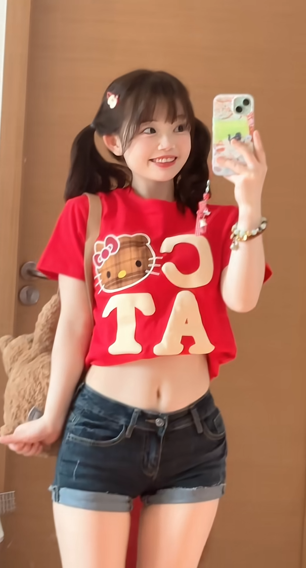在我眼里女朋友她就是巨人