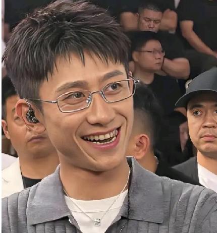 张一山和杨紫，早已走上完全不同的人生赛道网传很多人觉得张一山发展不如杨紫，