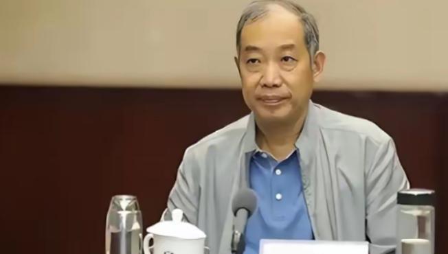 马伟明一语成谶！百亿福特级核航母成“烂尾工程”，军方喊话给最后期限，中国教授竟提