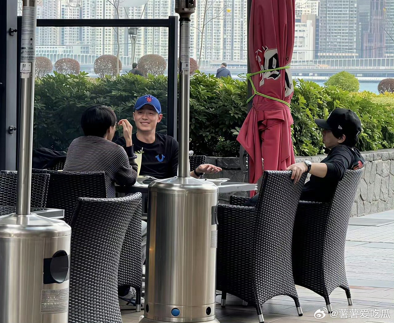 林心如怎么受得了霍建华这条牛仔裤没看到牛仔裤之前我“不就是一条牛仔裤吗”看到后“