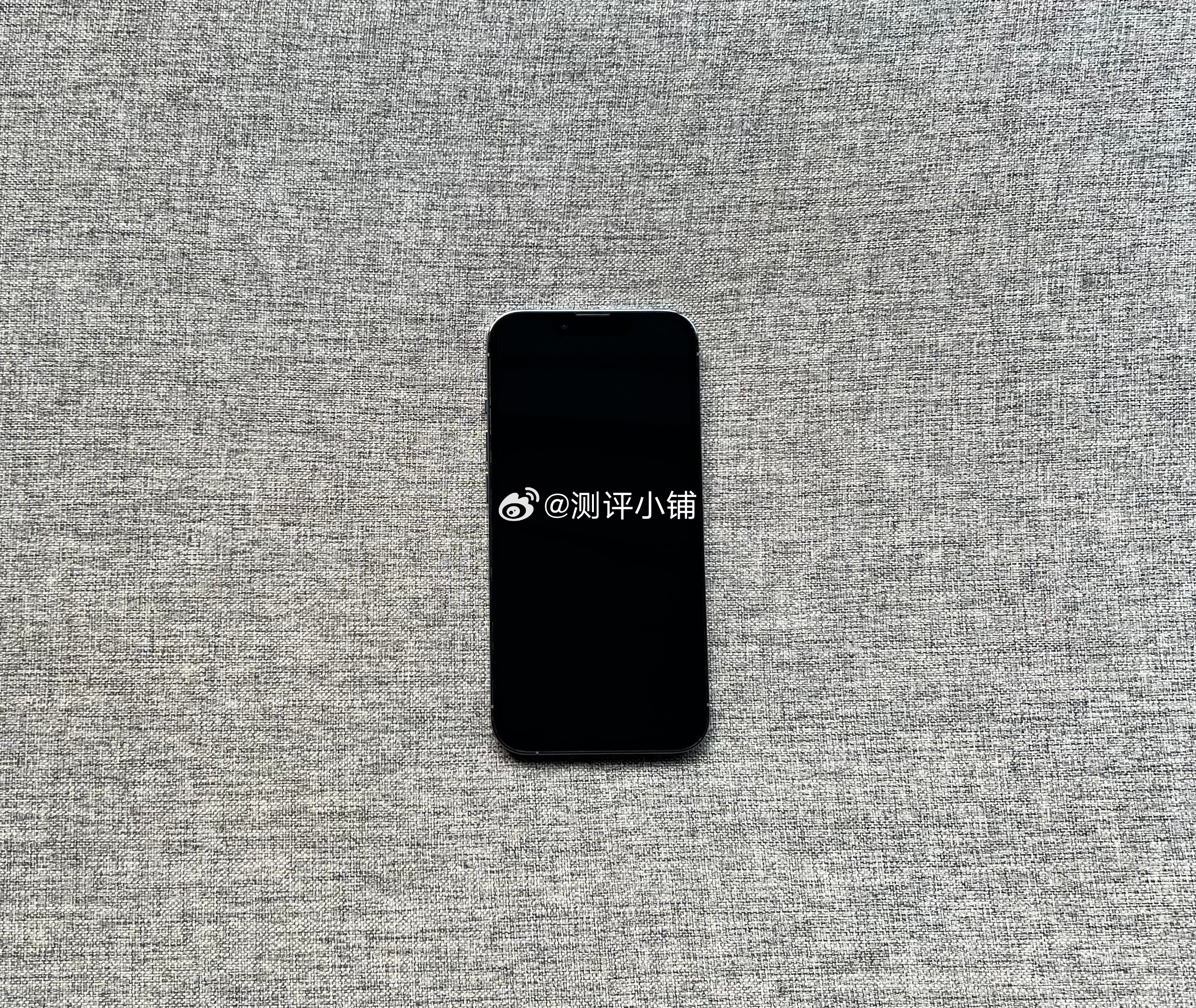 iPhone13Pro扩容512G蓝色，屏幕靓，中框小划痕，已换全新电池，