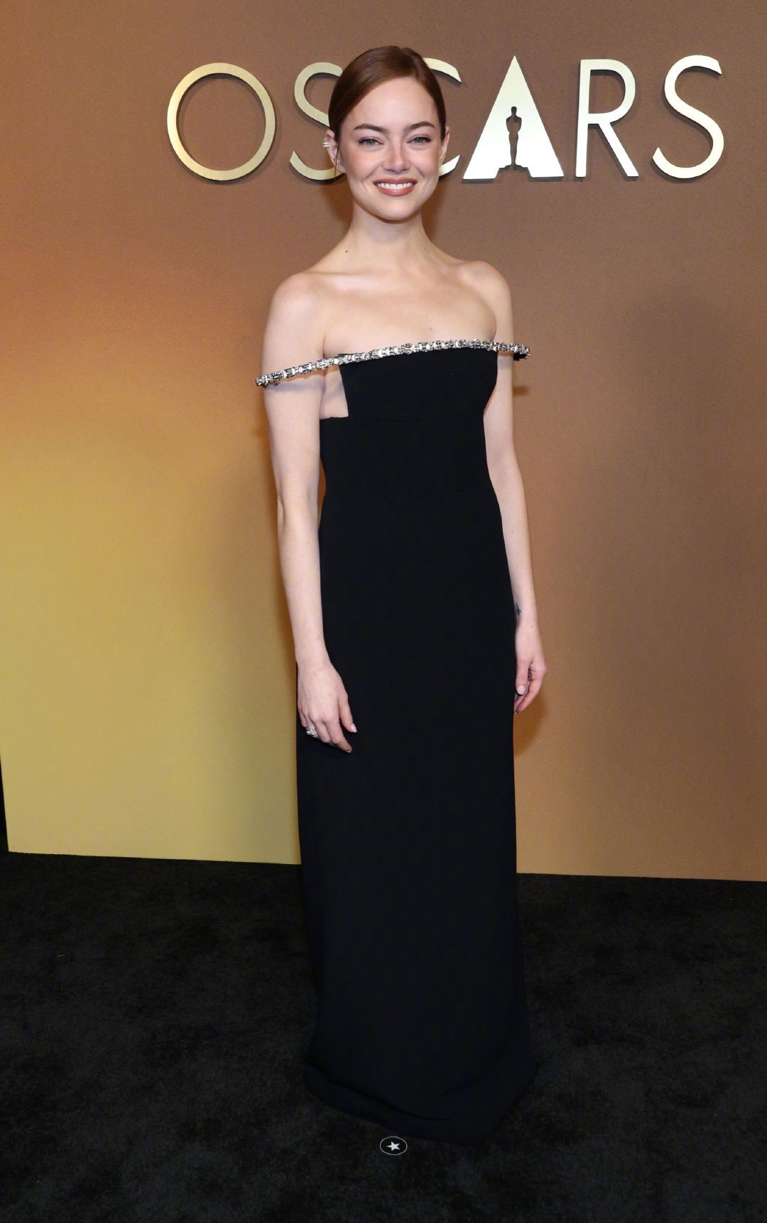 亮相奥斯卡理事会奖&奥斯卡终身成就奖颁奖礼的好莱坞女星们：