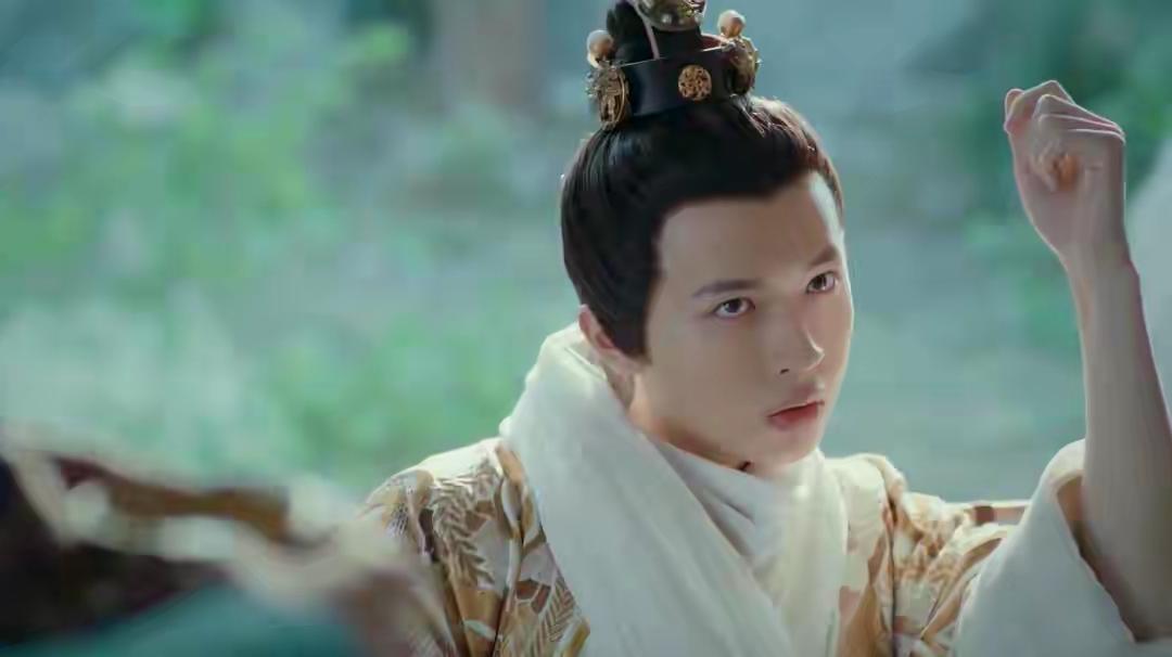 南朝16岁暴君：囚叔父喂猪食，逼下人玷污姑姑，皇宫成了乱淫之地公元465年