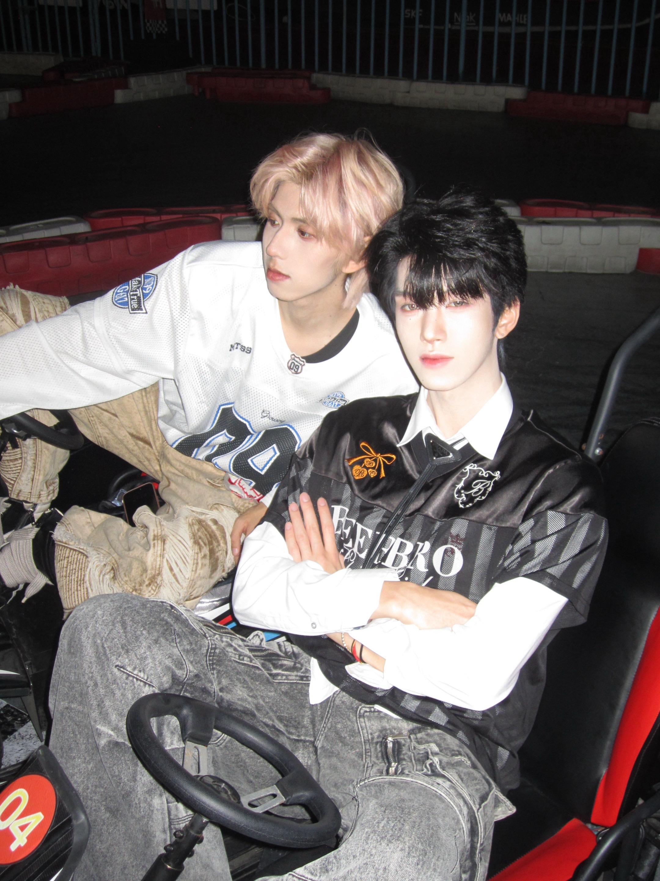 我肯定不想跟你分手啊 不然出轨干嘛