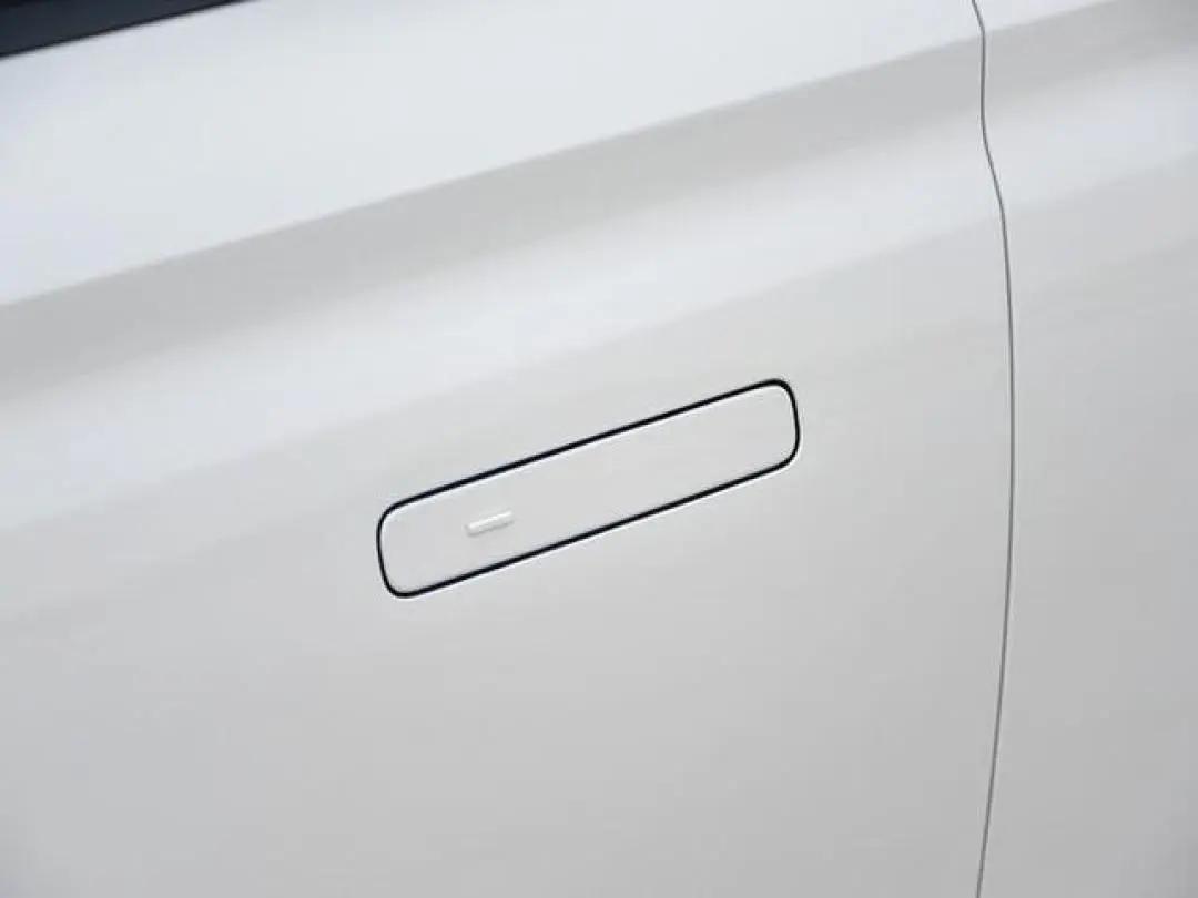 全球首例！这下马斯克可能要倒霉了！ 当地时间2月2日媒体报道，中国禁止电动