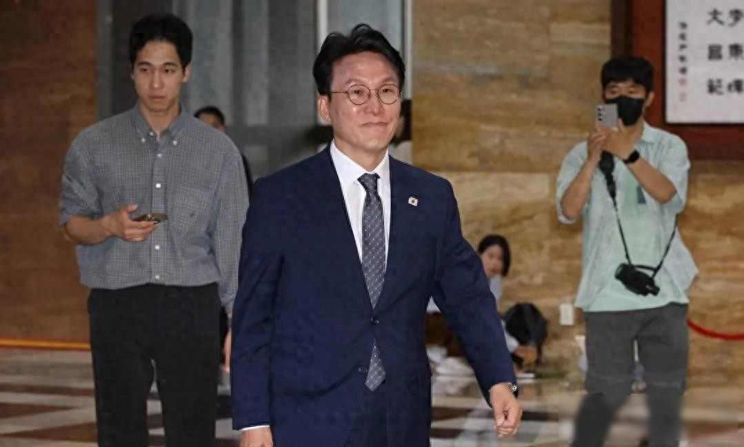 韩国总理访华释善意，总统强硬埋隐患，谁在左右外交天平？6月22日，韩国总理金民