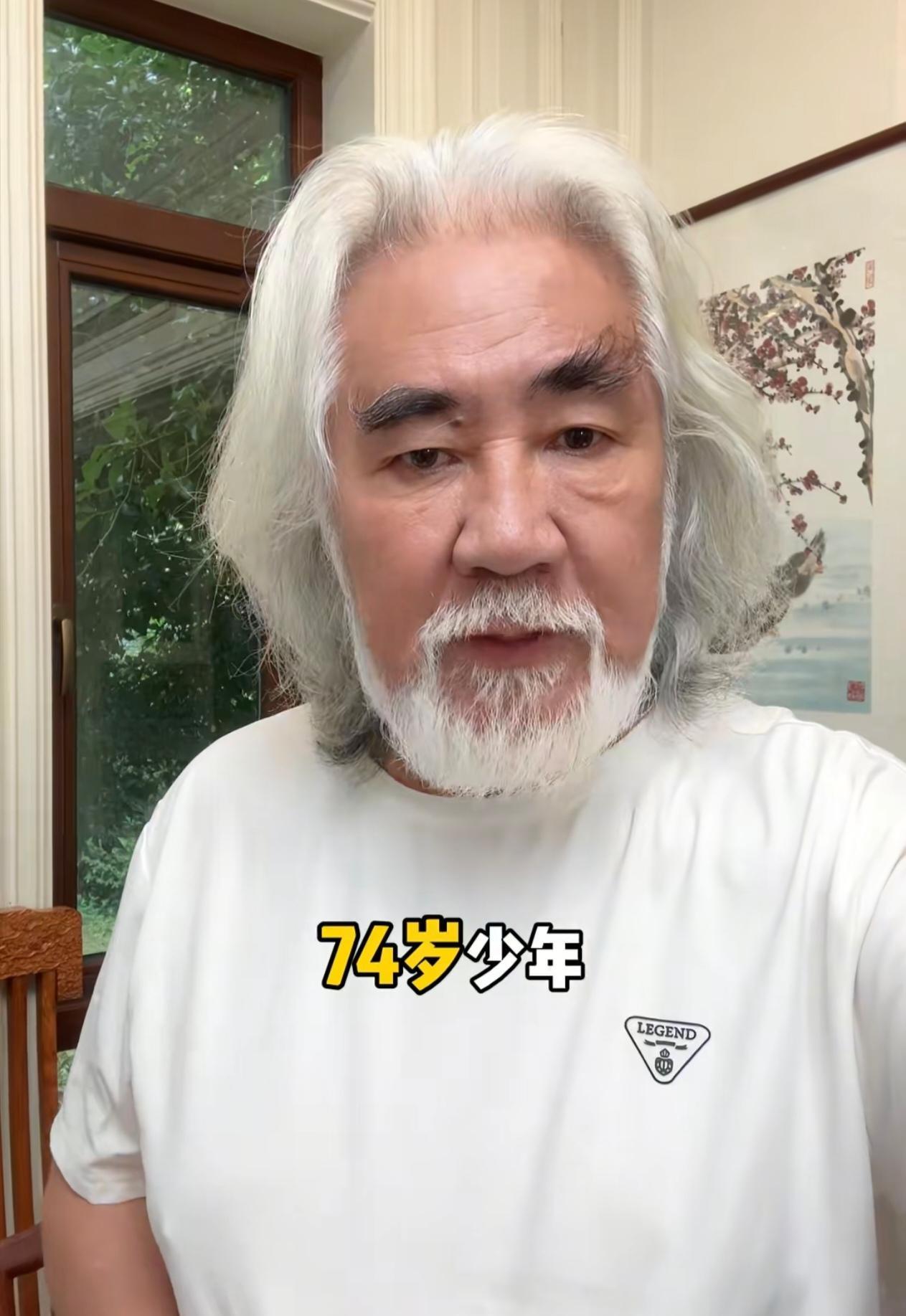 张纪中也没想到，8年前发射的“子弹”，宛如一记回旋镖，穿越时空，击中了如今的自己
