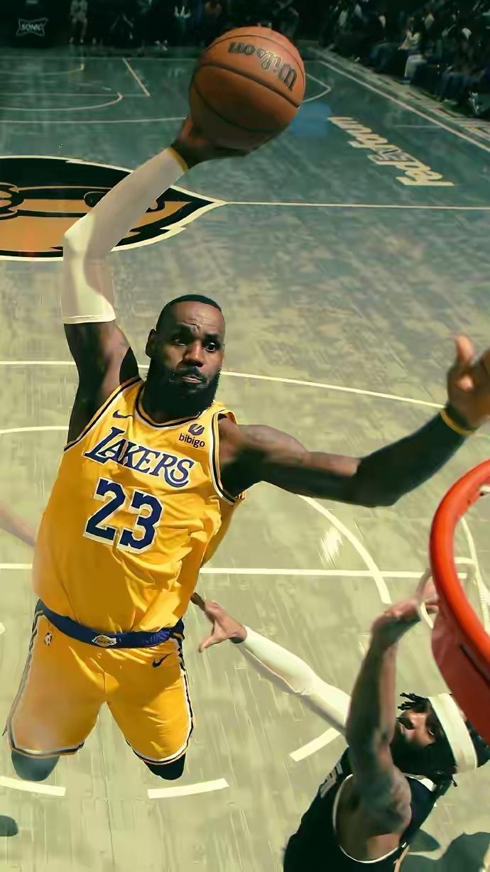 2025-26赛季NBA官方社媒统计出观看量榜单新鲜出炉，勒布朗・詹姆斯以