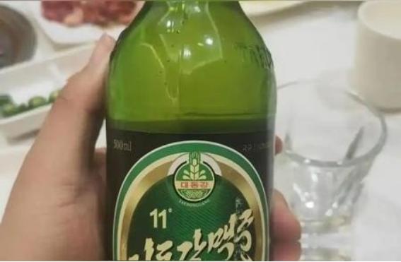 当年朝鲜要建啤酒厂，放着中国的设备不用，非要等机会。后来听说欧洲一家老牌啤酒厂倒