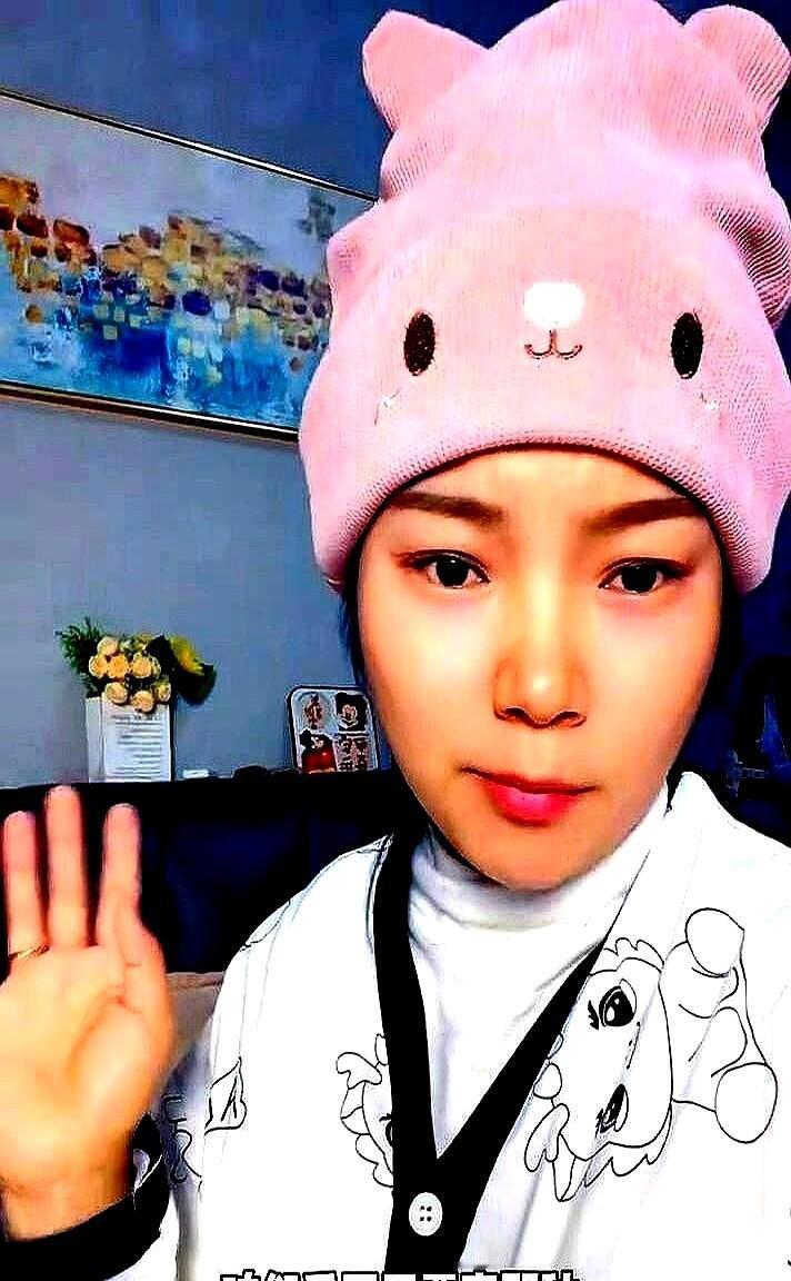 今天是我坐月子的第5天了，给还没生的小孕妇提个醒。千万别穿分体睡衣进产房！