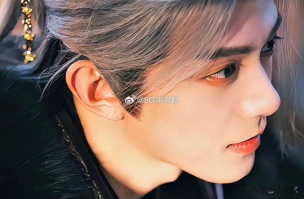 现在全网最后悔的，应该是《逐玉》里原定饰演齐旻的演员了，他大概没想到《逐玉》会大