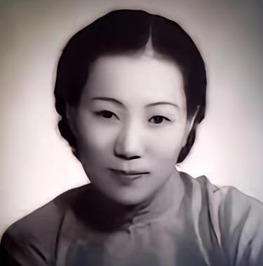 1936年，晚清首富盛宣怀的孙女出门时，突然返回家中拿东西，怎料，竟撞见丈夫和一