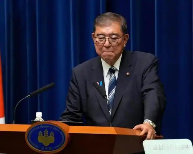 12月2日，石破茂在日本一家广播电台的采访中谈到，日本众议员斋藤隆夫1940年发