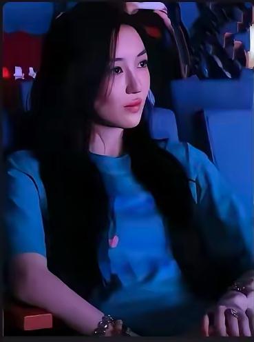 预感不妙!李嫣和谢振轩要是真联手,王菲谢霆锋那点体面怕是要保不住了!19岁的