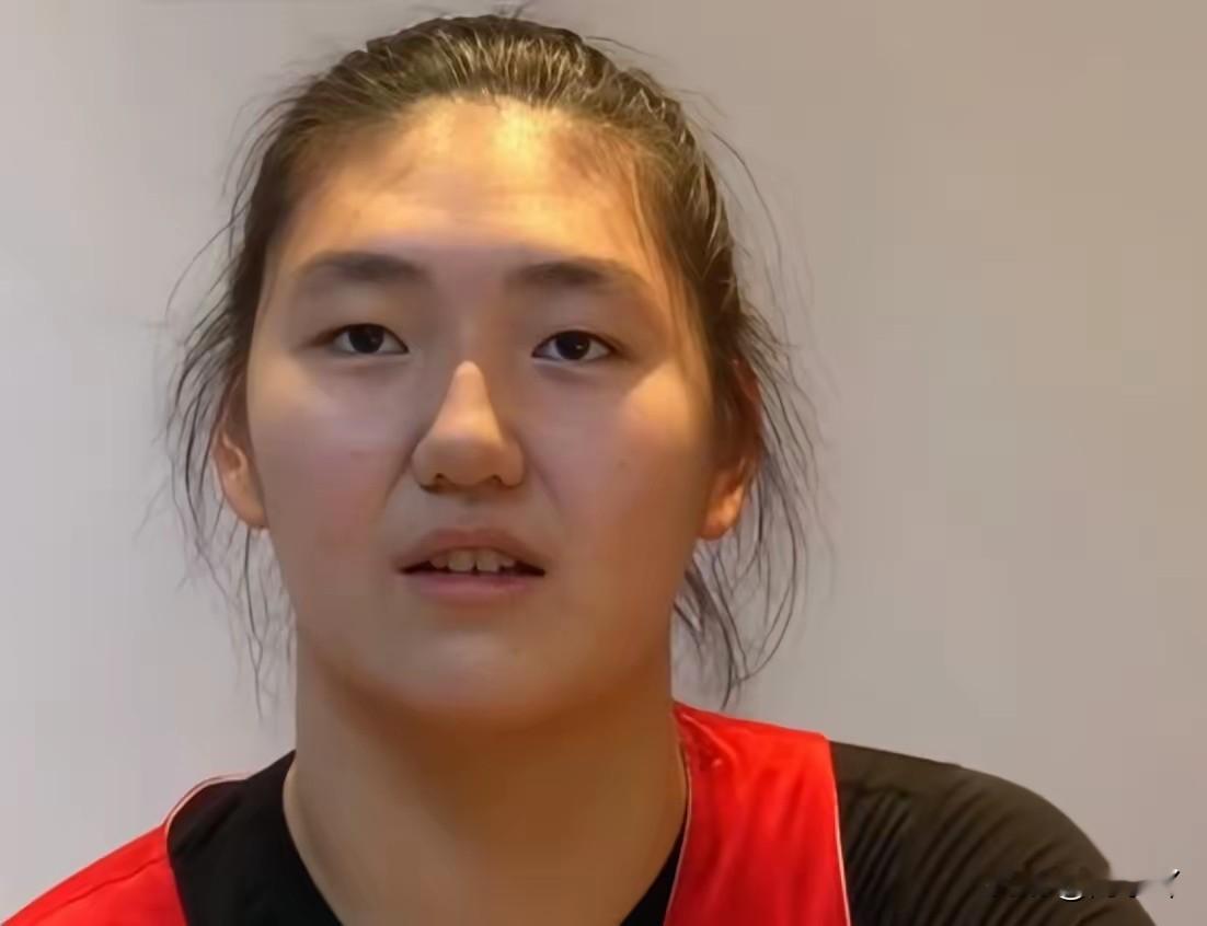 大白话！张子宇谈李月汝缺席女篮世界杯:​“毫无疑问，这不是月汝姐的错，她是整个事件的受害者，她跟大家