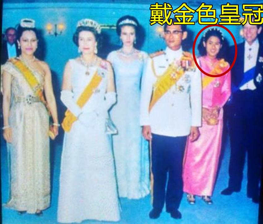 诗琳通公主珍贵合影，她会见过女王，也会见过戴安娜，她衣着光鲜亮丽，当年好年轻。