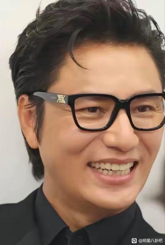 陈坤出来辟谣了自己变了的真正原因近日陈坤现身，关于自己变了，变得成假陈坤，其实只
