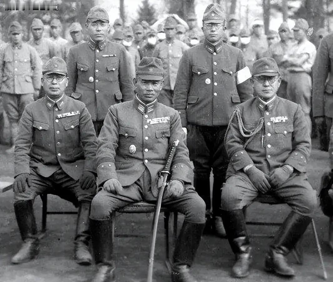 丢人丢大了！日本老兵回忆侵华战争爆出惊天秘密，直接打脸十四亿国人。原来二战结束