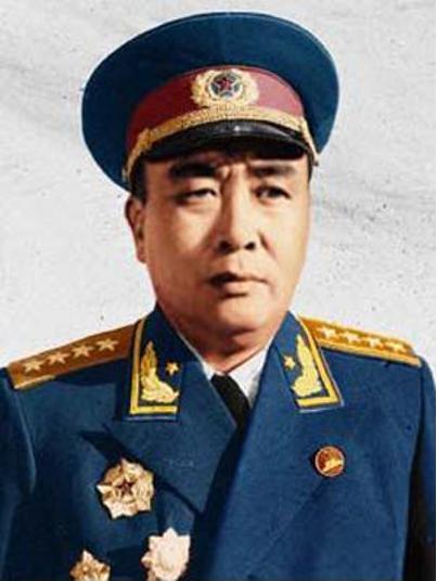 谭政(1906年6月14日-1988年11月6日)，原名谭世铭，号举安，190