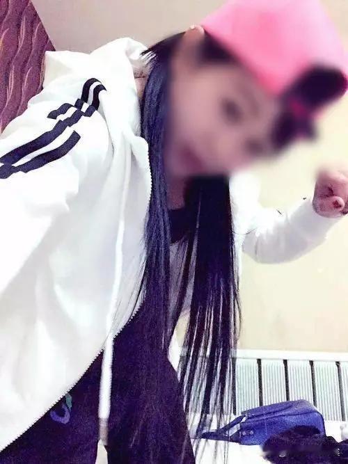 06年在银川出差的时候，认识一个回族女孩。宁夏回民比较多，很多饭店只卖牛羊肉，