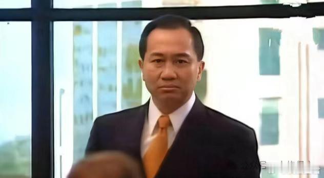 易会满的前任敲击键盘的这一刻，距离国庆节还有最后两个工作日。回顾去年此时，在“一