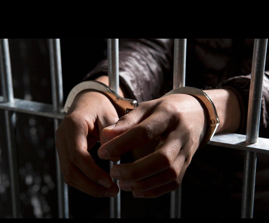 许家印一审被判无期你怎么看其实是判轻了，只是不能判死刑，还有很多乱账需要他活着，