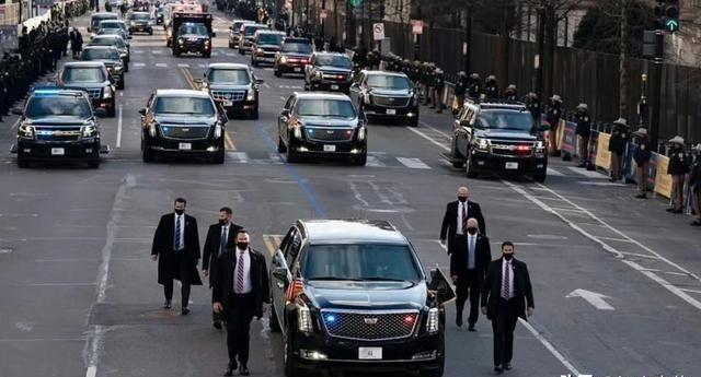 全世界也就美国总统出国访问的时候还会带着自己的专车了，不得不说，这也是财大气粗、