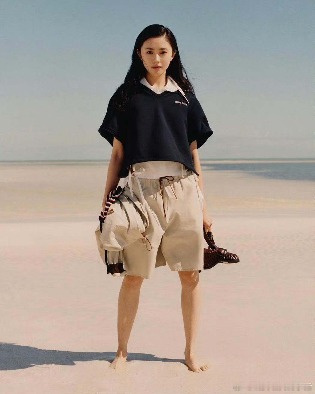 赵今麦刘浩存先后出镜MIUMIU新季广告大片