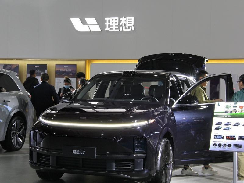 花45万买一辆理想,你觉得值吗?花45万买辆理想L9，我觉得挺值。先看续航，4