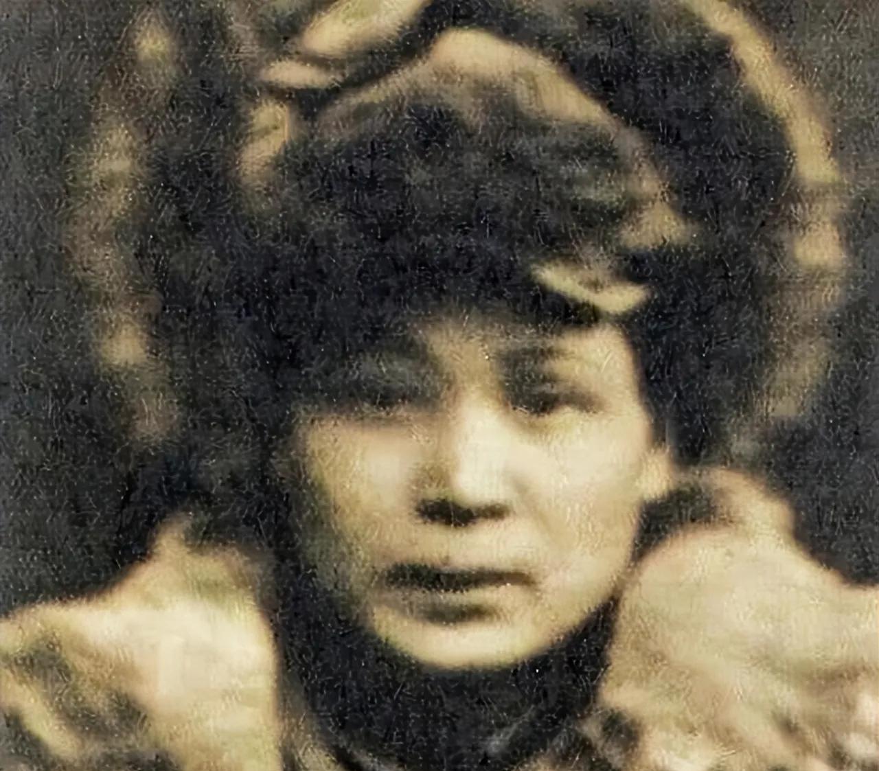 1950年，开国上将王宏坤在武汉街头，认出了一个衣衫褴褛的男人，竟是他当年的副军