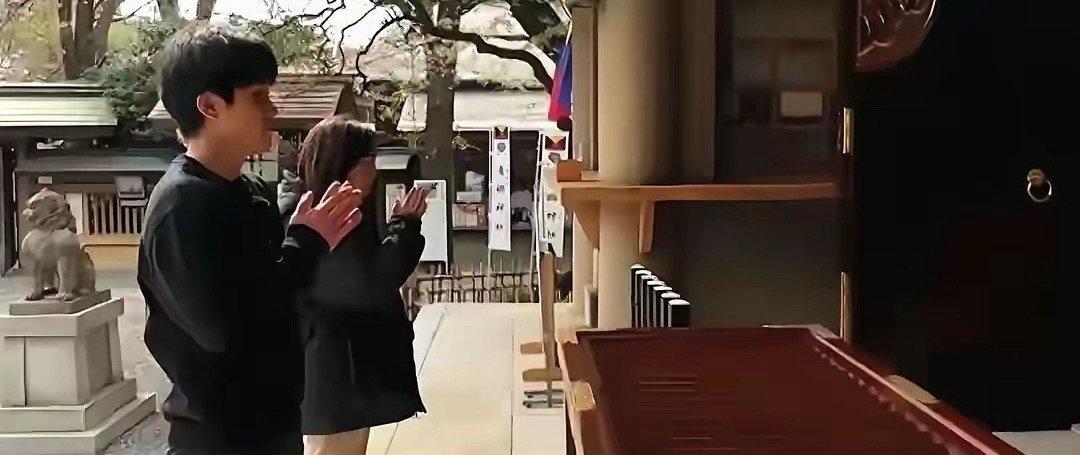 中国军网严正点名！张本智和“拜鬼”事件引爆众怒，触及历史红线。华裔日本乒乓球选手