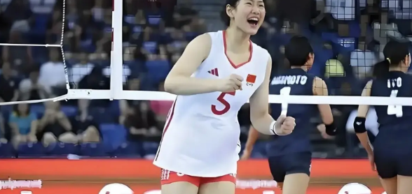 女排世联赛7月24日总决赛，U21女排世锦赛8月4日接棒，李晨轩&王奥芊有望联手