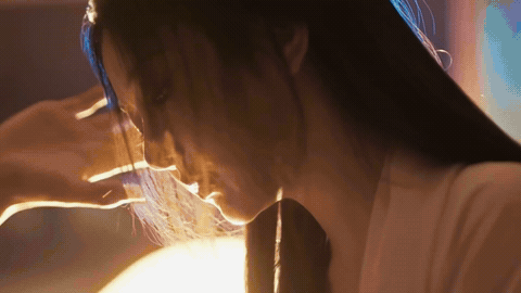 这些古偶能不能含蓄点，这种画面很不适磕不到并且觉得不适