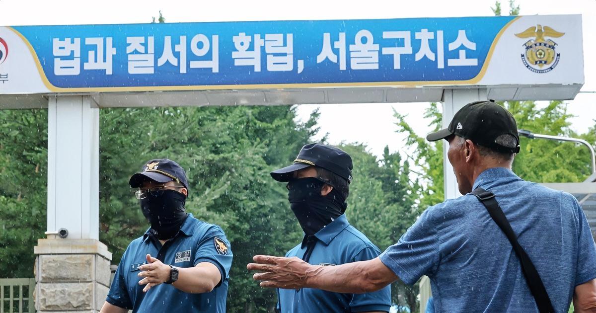 独检组很头疼当前时间7月14日，韩国方面宣布对尹锡悦采取强制到案措施失败。根