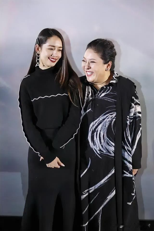 怪不得郭碧婷那么能忍，向太这番话算是把豪门的底裤给扒透了香港实行“分别