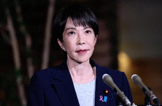 高市早苗深夜收到噩耗，跟中方的斗争要缓缓了，要先解决燃眉之急 “刚把对华叫板