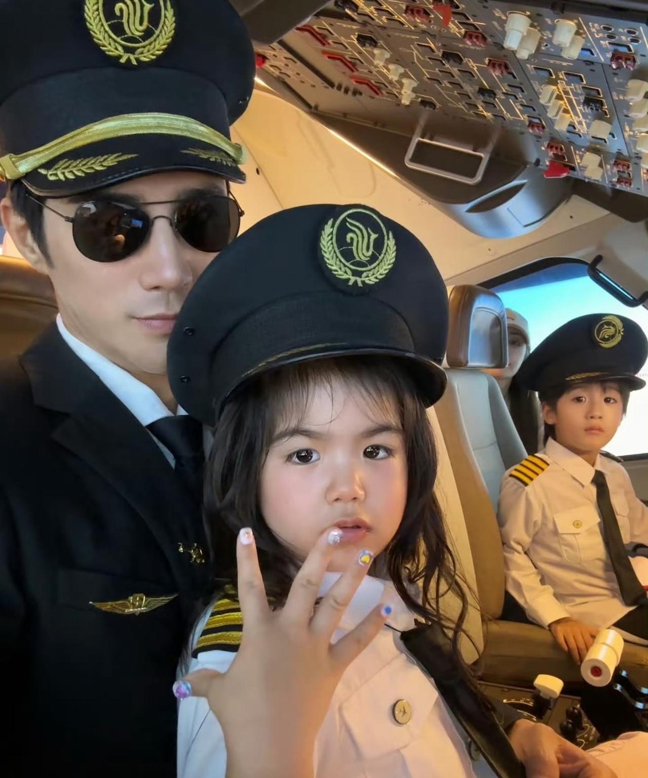 姜潮麦迪娜的孩子都太漂亮了，儿子帅气，女儿美丽，完全遗传了爸爸妈妈的优点。