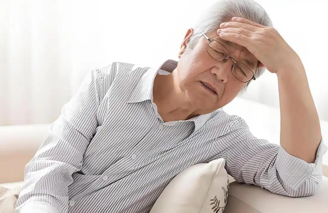 乙肝病人一旦活过75岁，通常会出现以下变化，快看看你符合几个？很多乙肝患者其