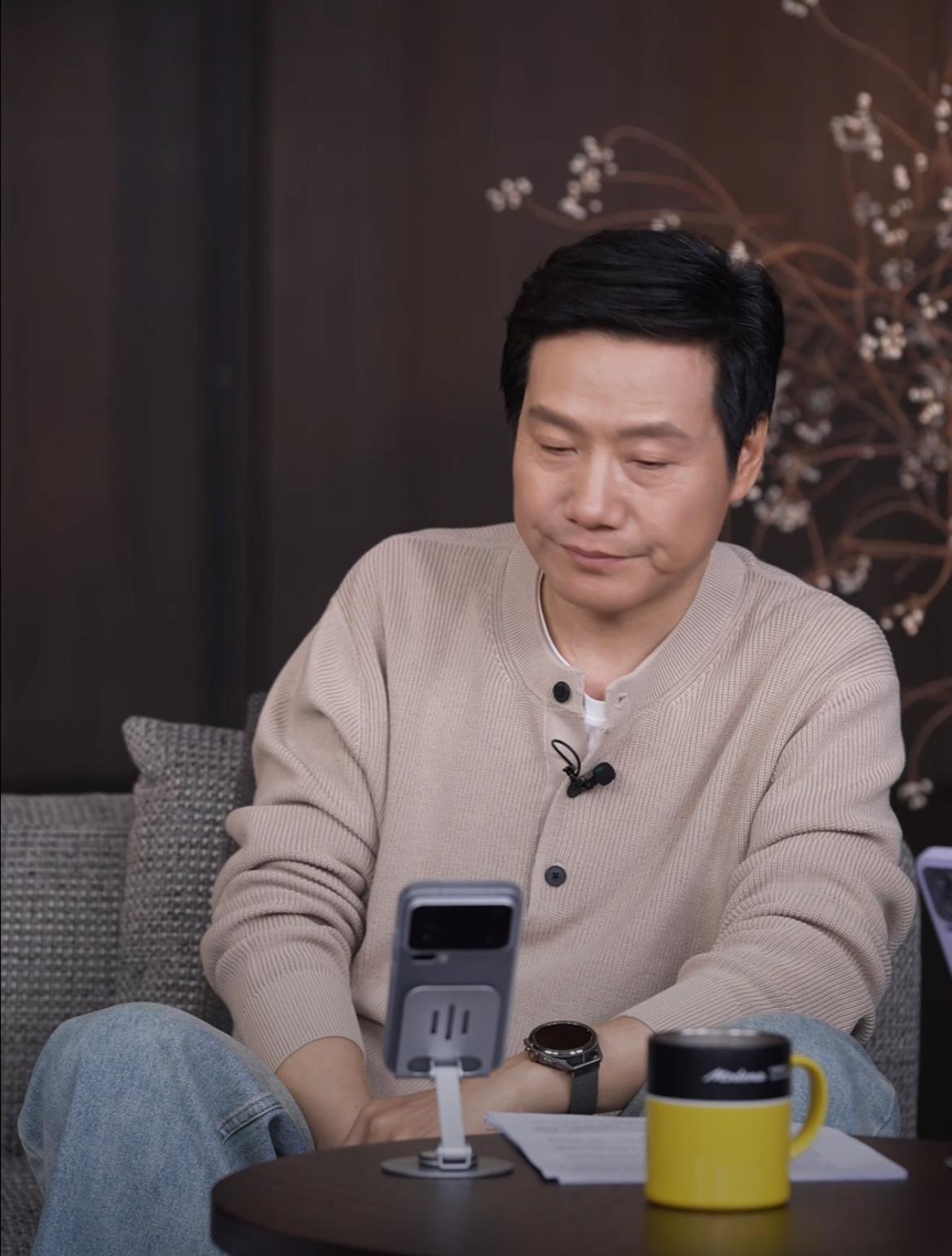 雷军送花圈悼念聂卫平聂卫平于1月14日晚病逝后，雷军于15日通过社交平台发文