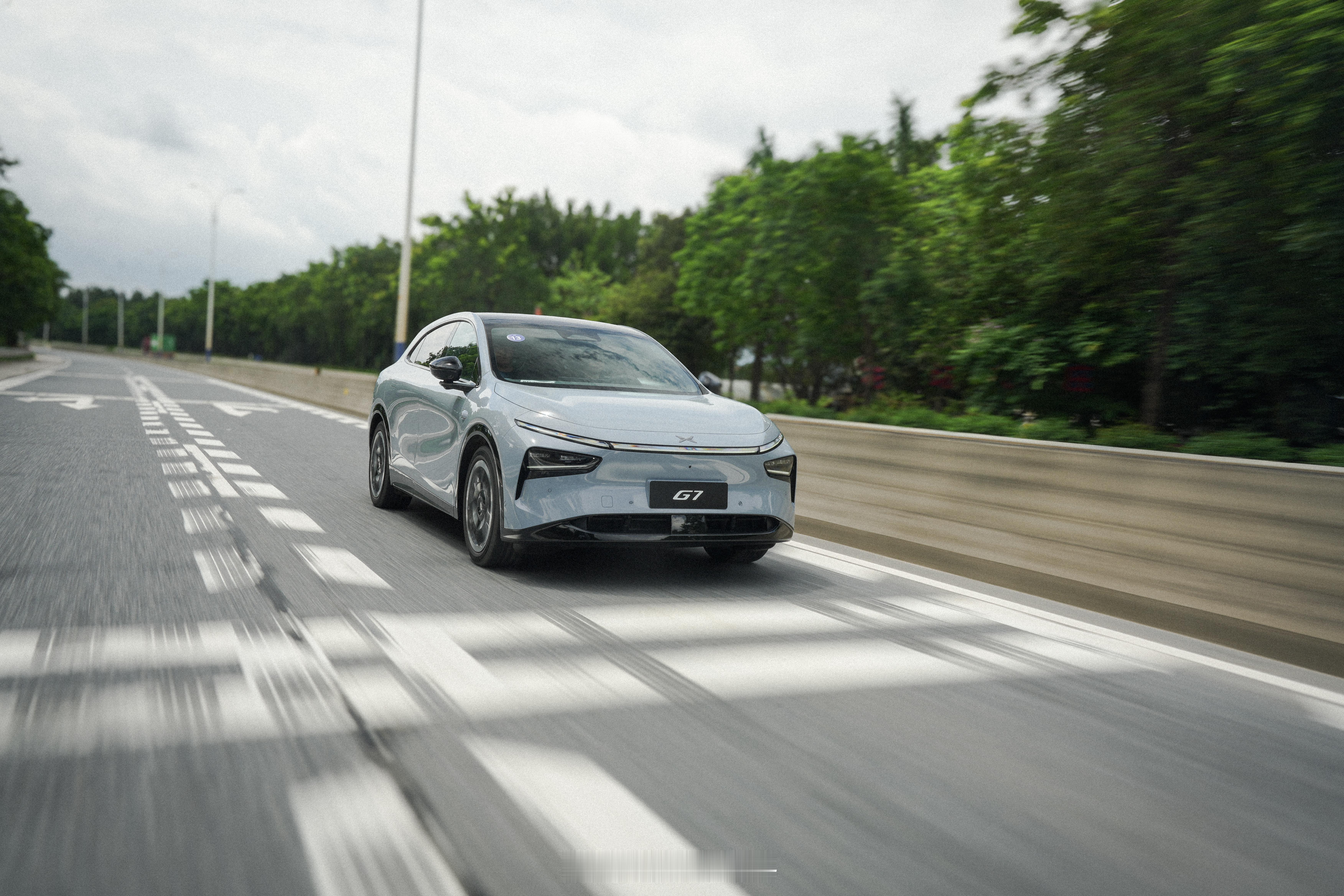 抢不到YU7，也不喜欢特斯拉ModelY，剩下买小鹏G7准没错19.58万实在