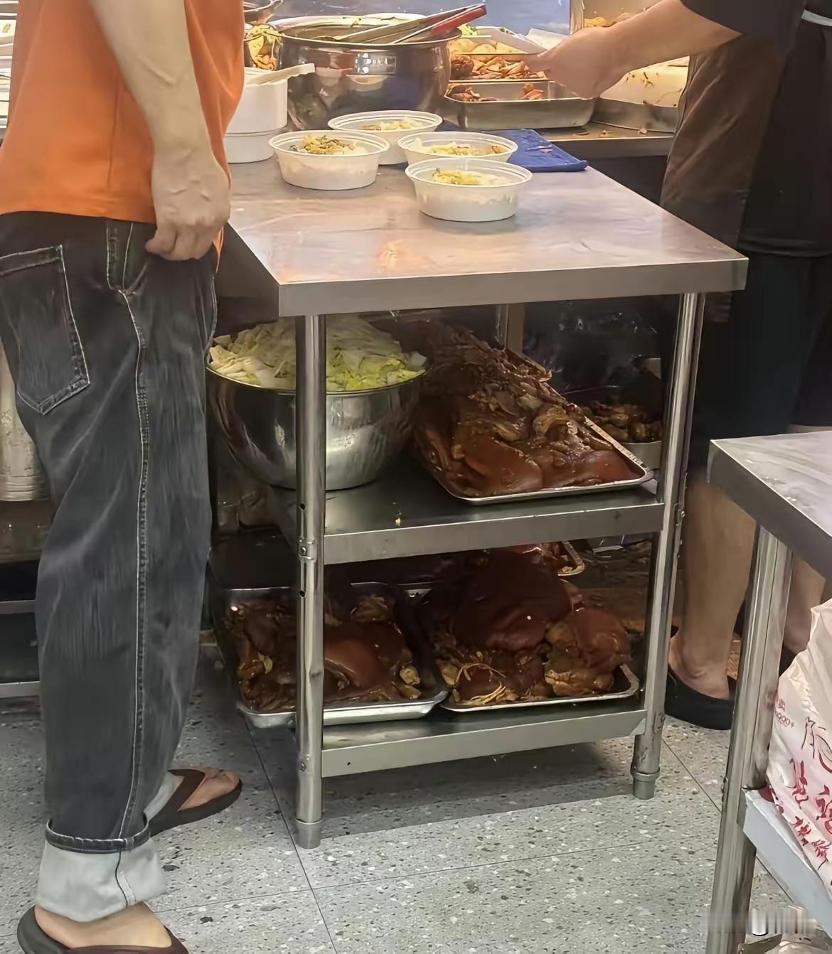 看到这一幕，以后再也不吃隆江猪脚饭了广式隆江猪脚饭香辣猪脚饭猪脚米线猪脚饭