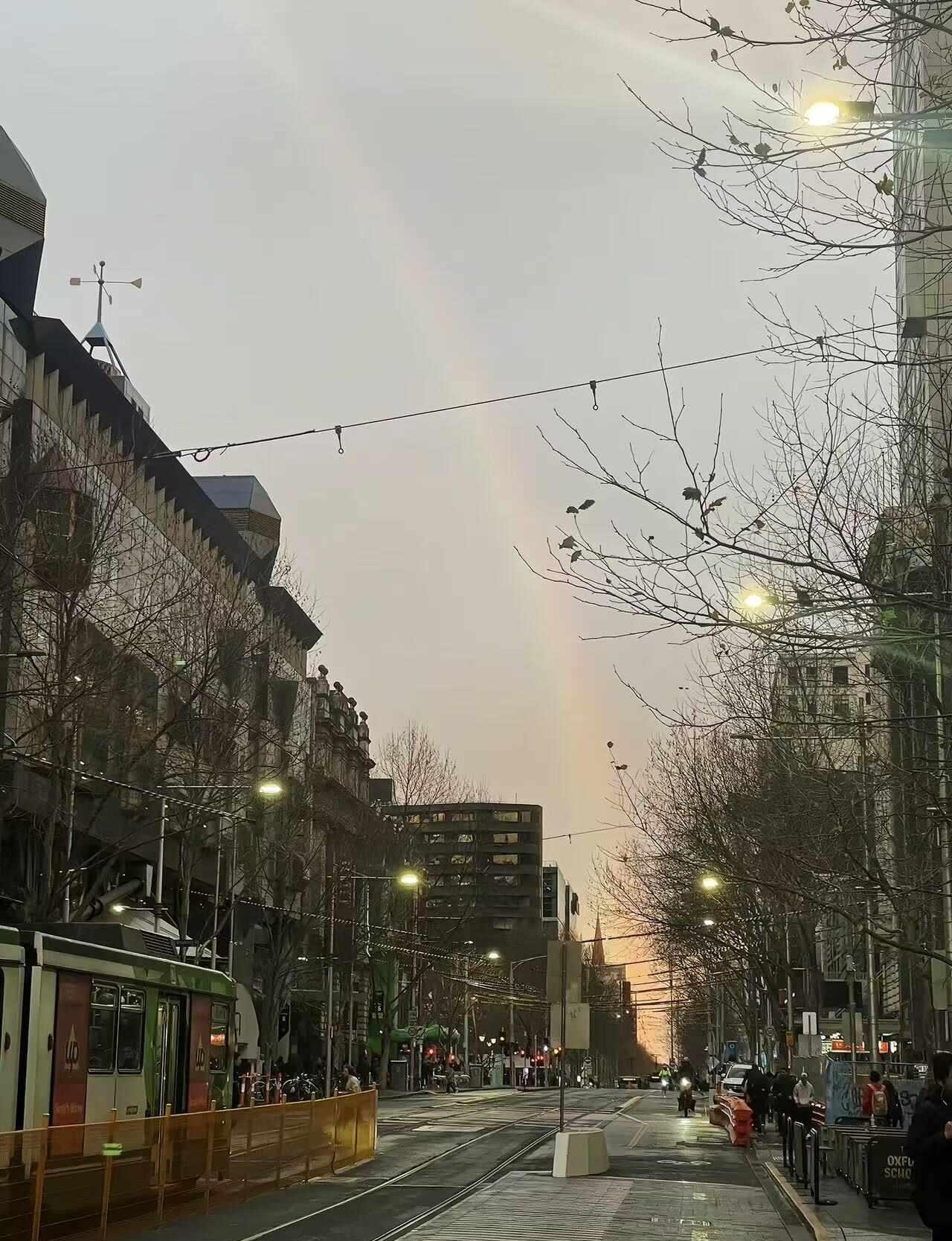 给3的钱，一分不少都要回来结婚十几年，她一直以为自己拥有安稳的家庭，直到偶然翻