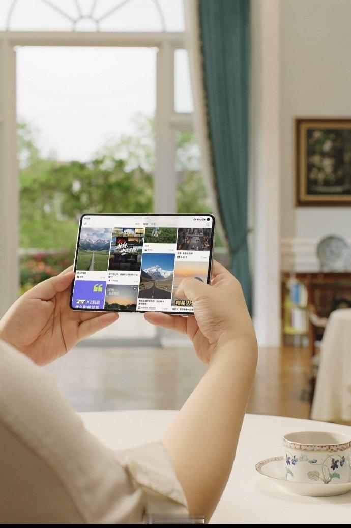 华为PuraXMax来了华为PuraXMax终于官宣，阔折叠党直接狂喜！作为