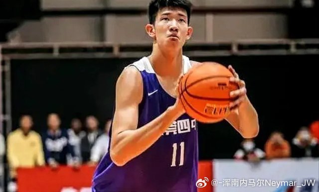有消息称广东队与吉林队关于黄明依与杨腾飞的交易已被终止。吉林队对黄明依的试训结果不算很满意，不过吉林