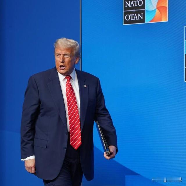 特朗普：不爽北约，会记仇！2026年4月27日，美国总统特朗普在接受媒体采访