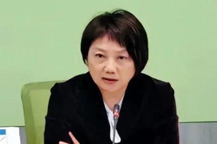 拒不报销？韩国瑜公开表态：请国民党主席郑丽文尽快撤案。这场看似普通的党内经