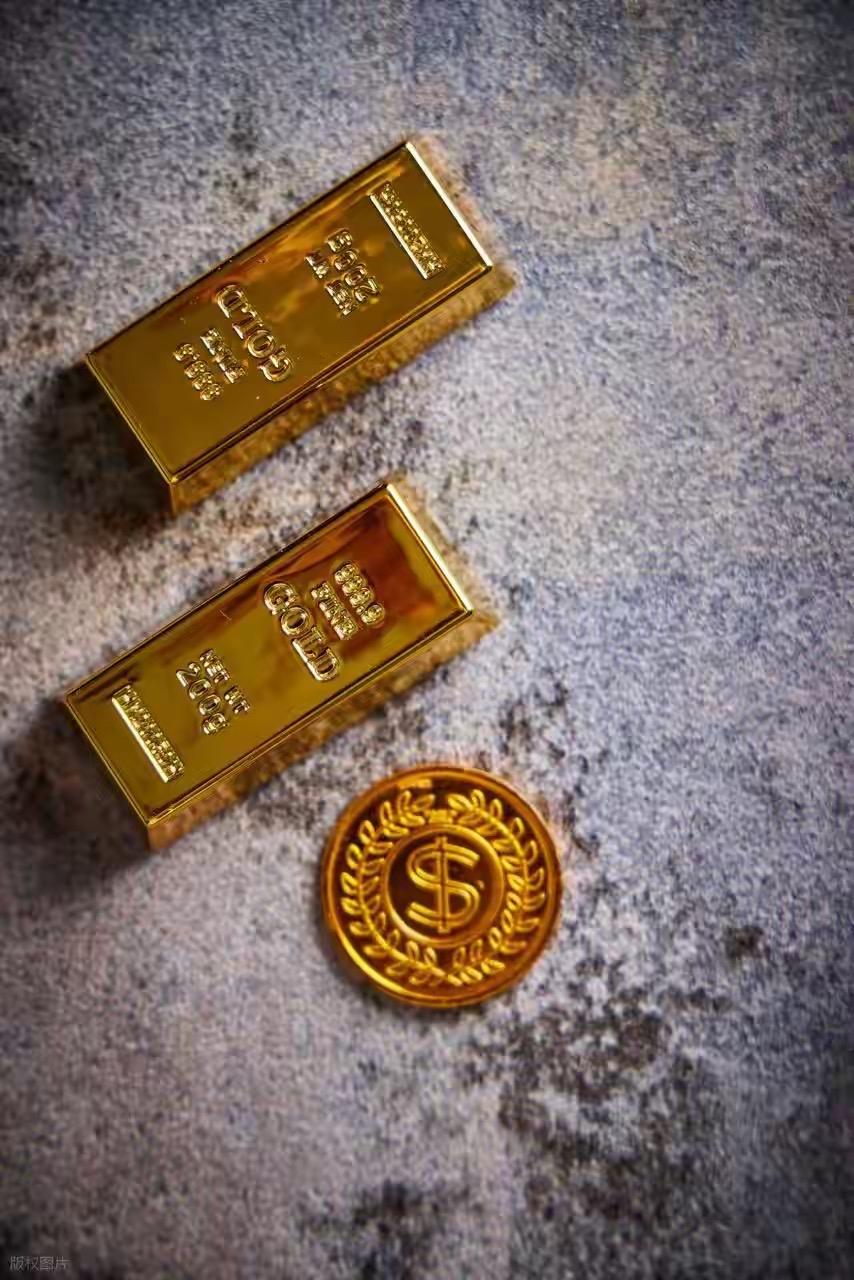 一觉醒来，黄金暴涨三个点今天早上一睁眼，下意识就打开手机看黄金走势，直接暴力